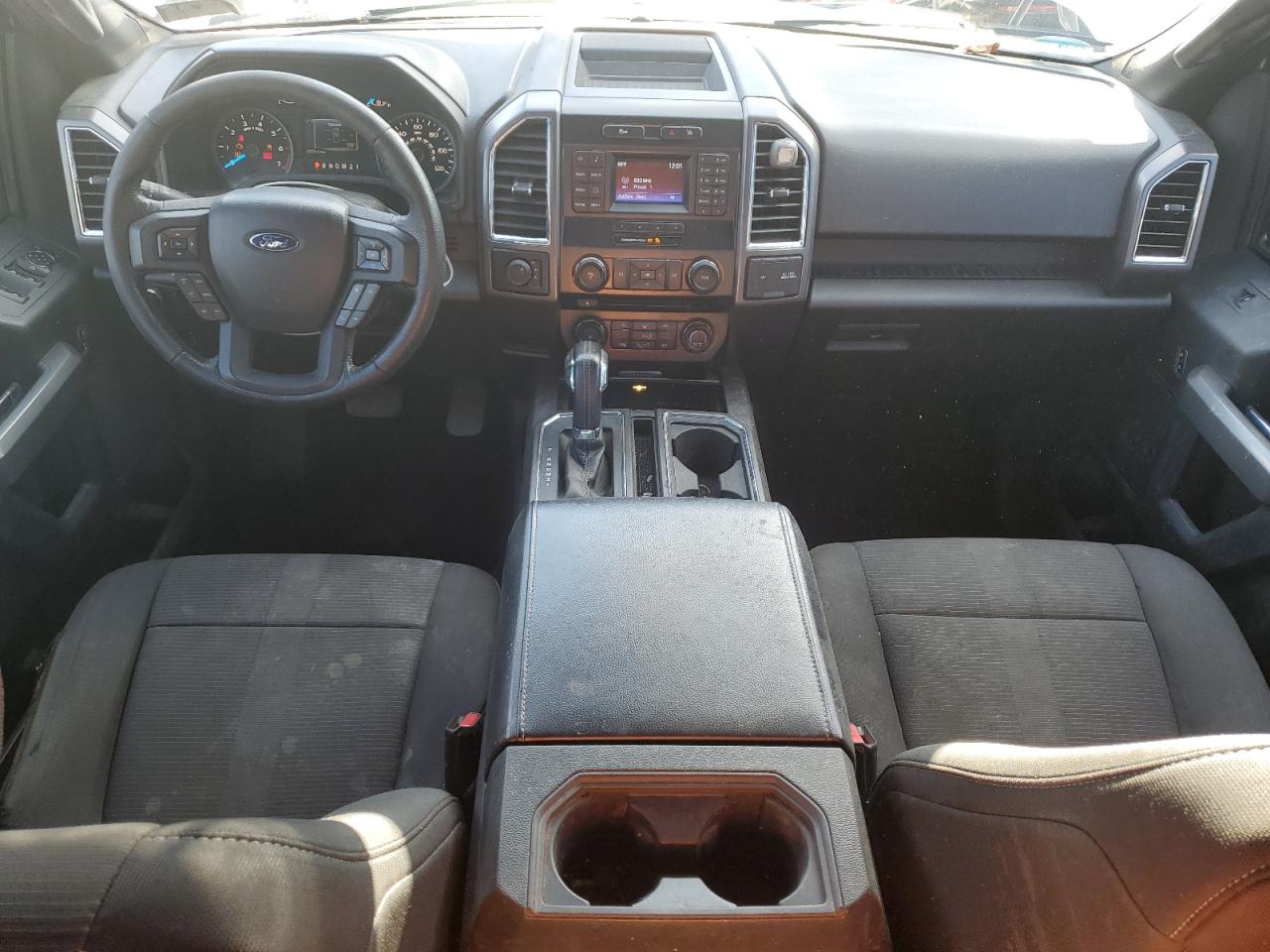 Ford F-150 Super Cab Image 2