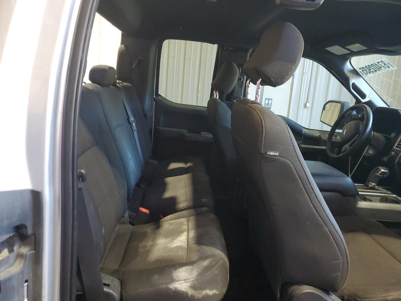 Ford F-150 Super Cab Image 10