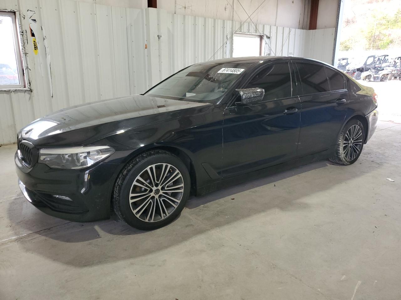 BMW 5 Series I Image 1