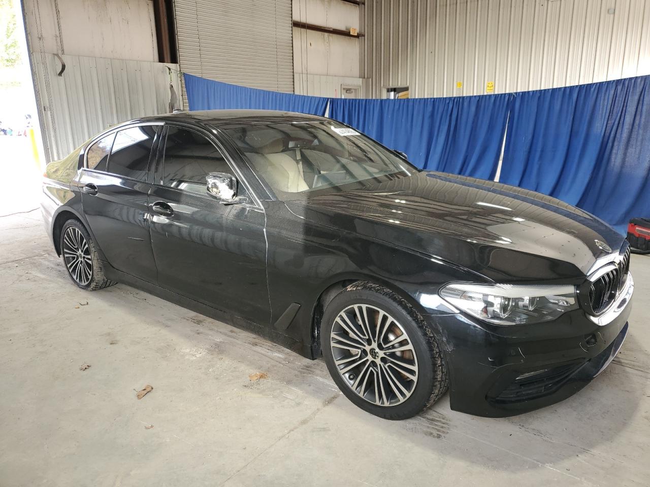 BMW 5 Series I Image 6