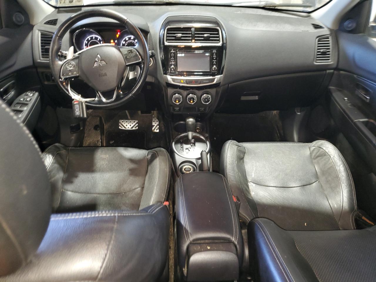 Mitsubishi Outlander Sel Image 6