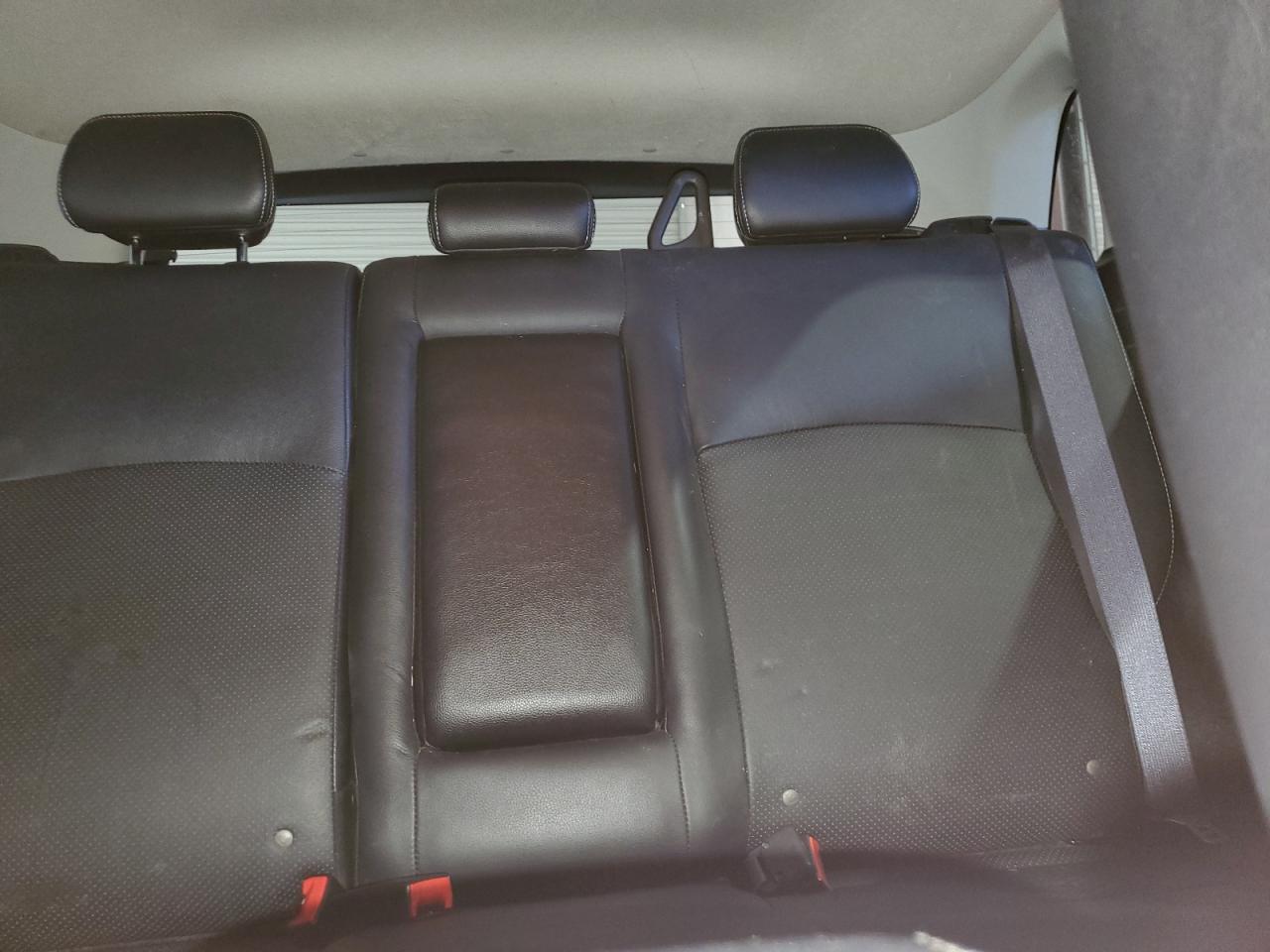 Mitsubishi Outlander Sel Image 13