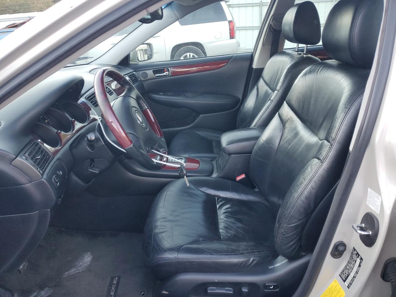 Lexus Es 300 Image 4