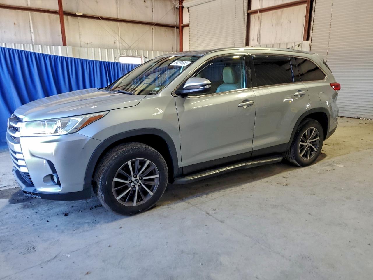 Toyota Highlander Se Image 1