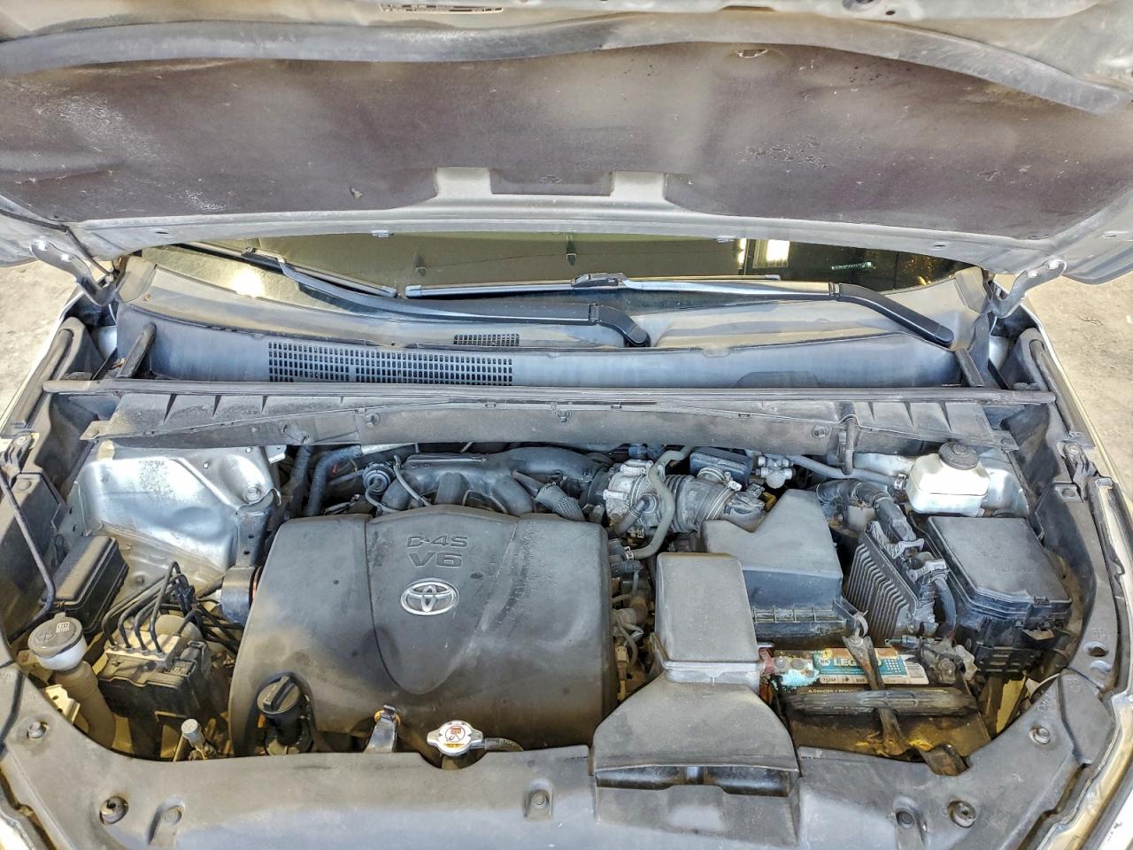 Toyota Highlander Se Image 7