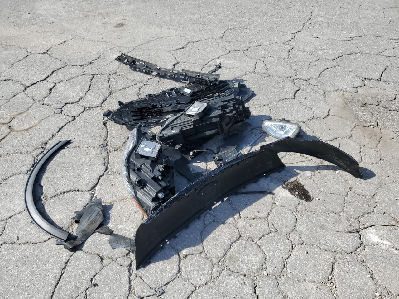 Ford Escape Titanium Image 9