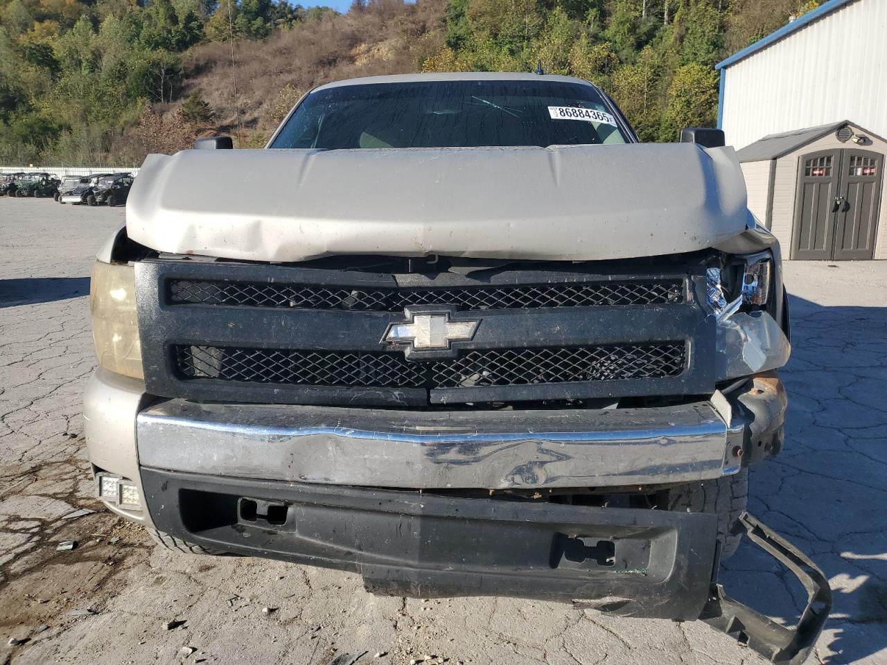 Chevrolet Silverado K1500 Image 3