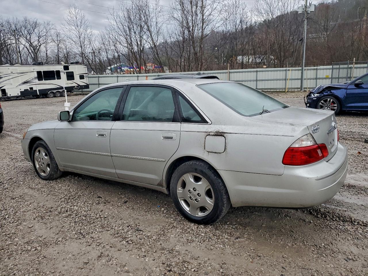 Toyota Avalon Xl Image 8