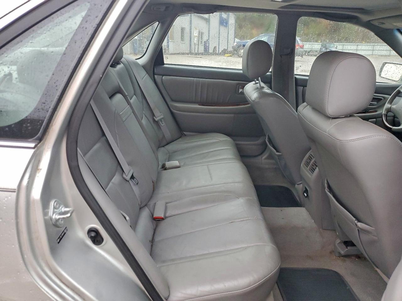 Toyota Avalon Xl Image 9