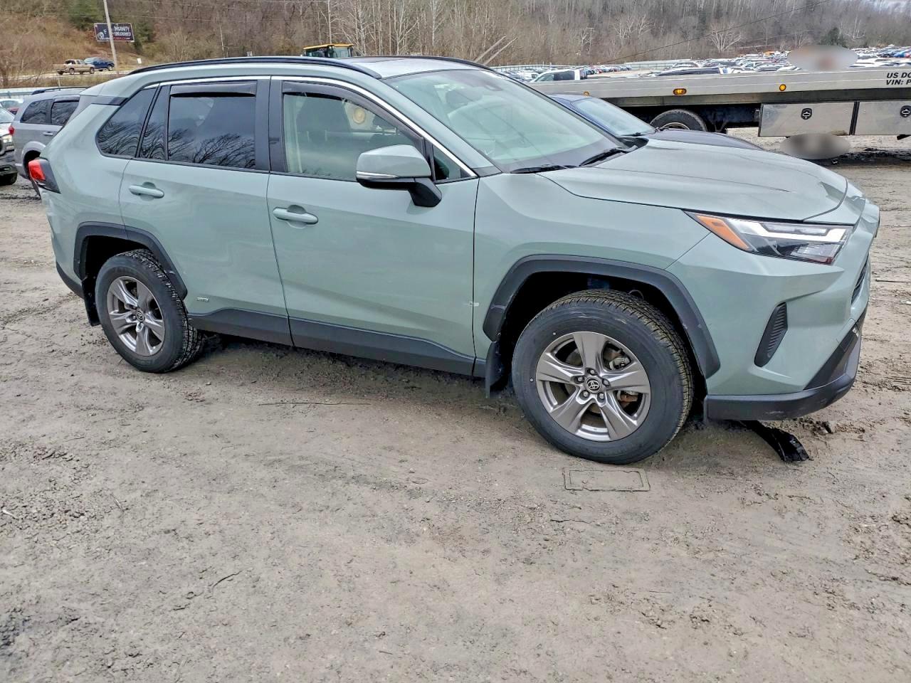 Toyota RAV4 Xle Image 4