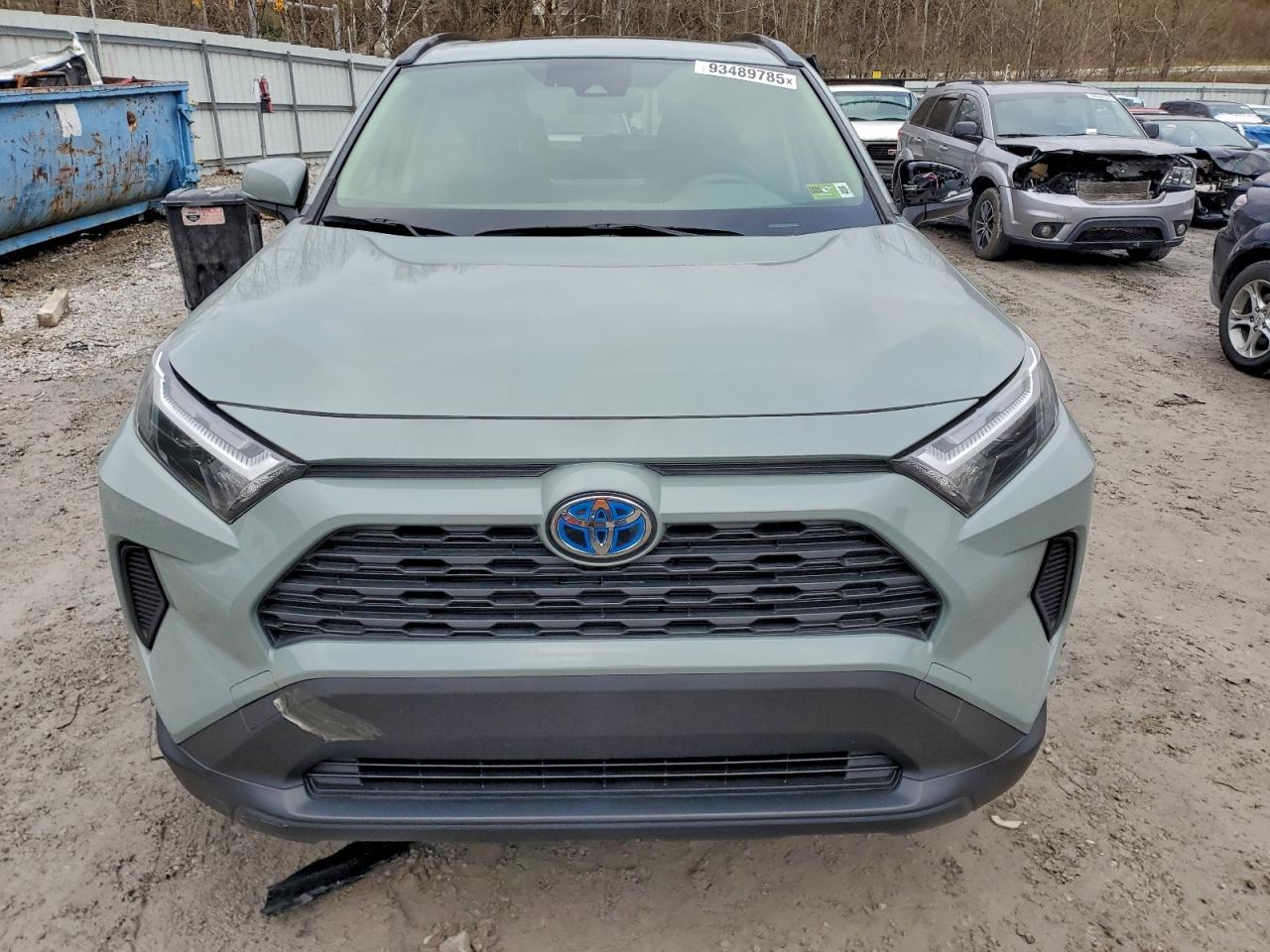 Toyota RAV4 Xle Image 9