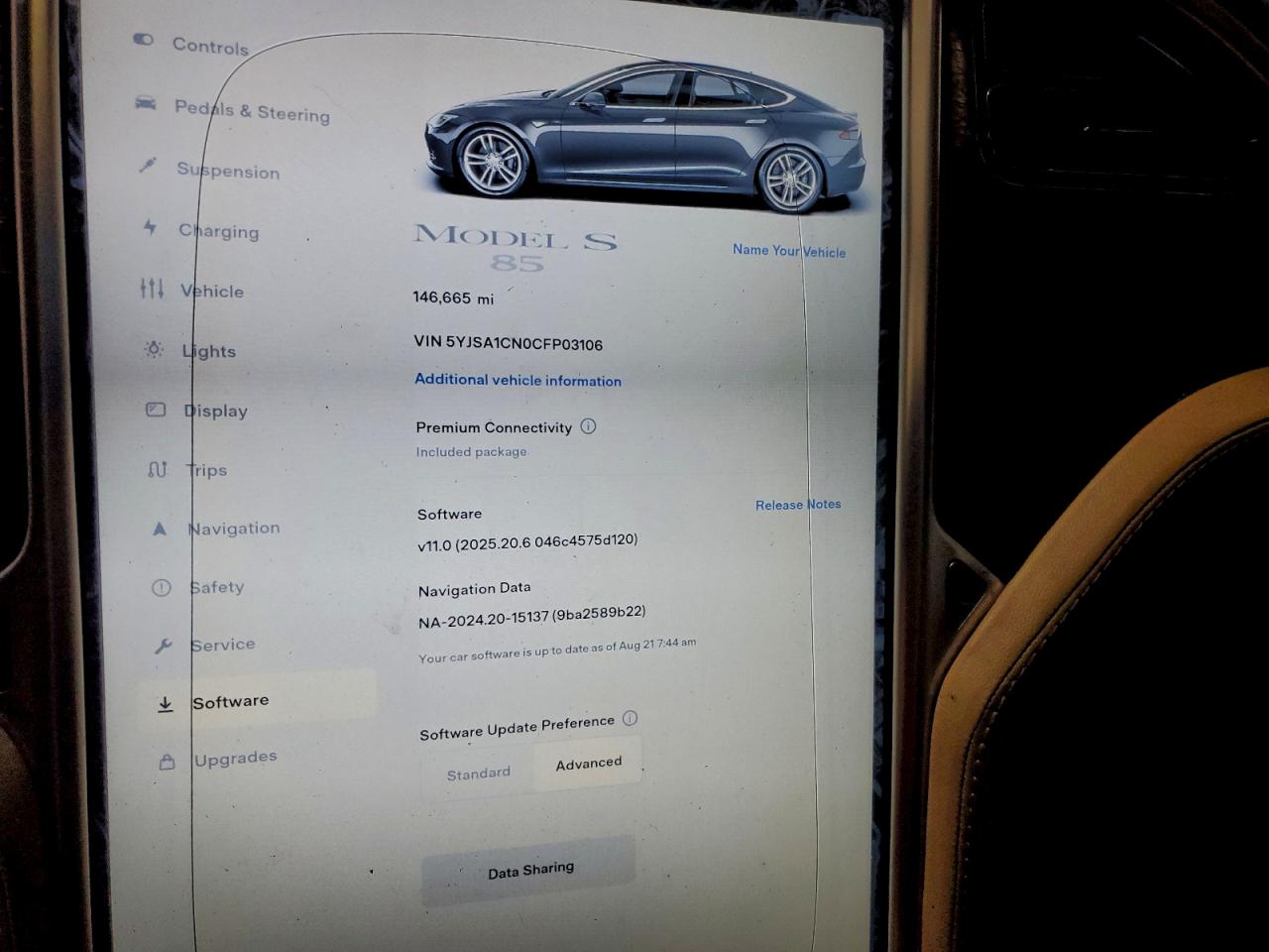 Tesla Model S Image 12