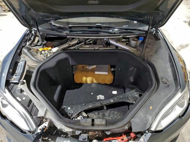 Tesla Model S Image 10