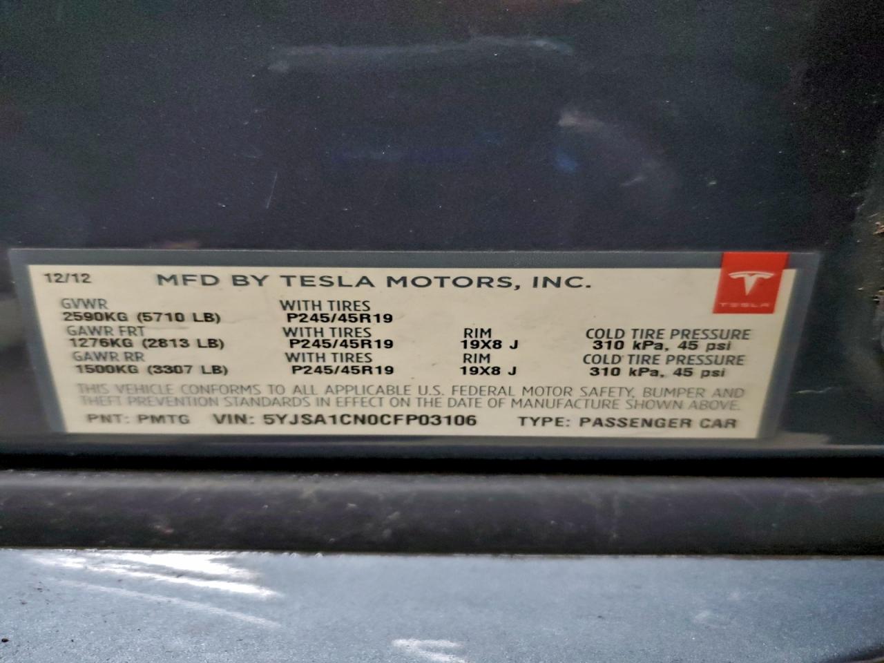 Tesla Model S Image 11