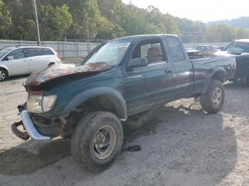  Salvage Toyota Tacoma
