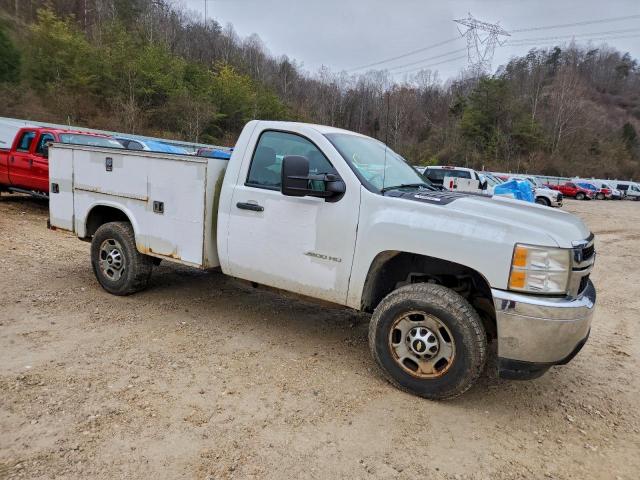 Chevrolet Silverado C2500 Heavy Duty Image 2