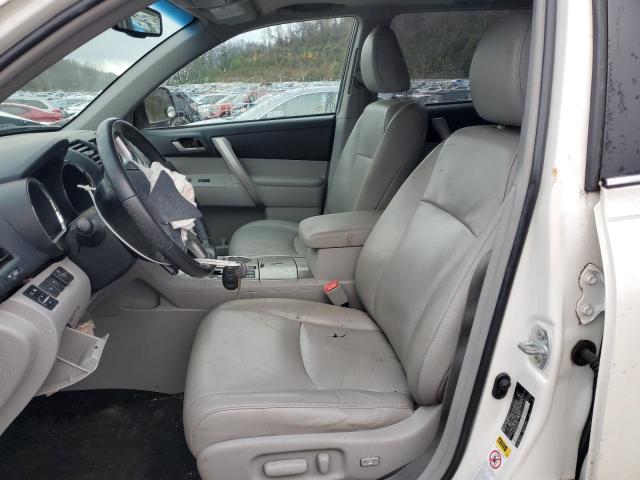 Toyota Highlander Base Image 8