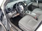 Toyota Highlander Base Image 13