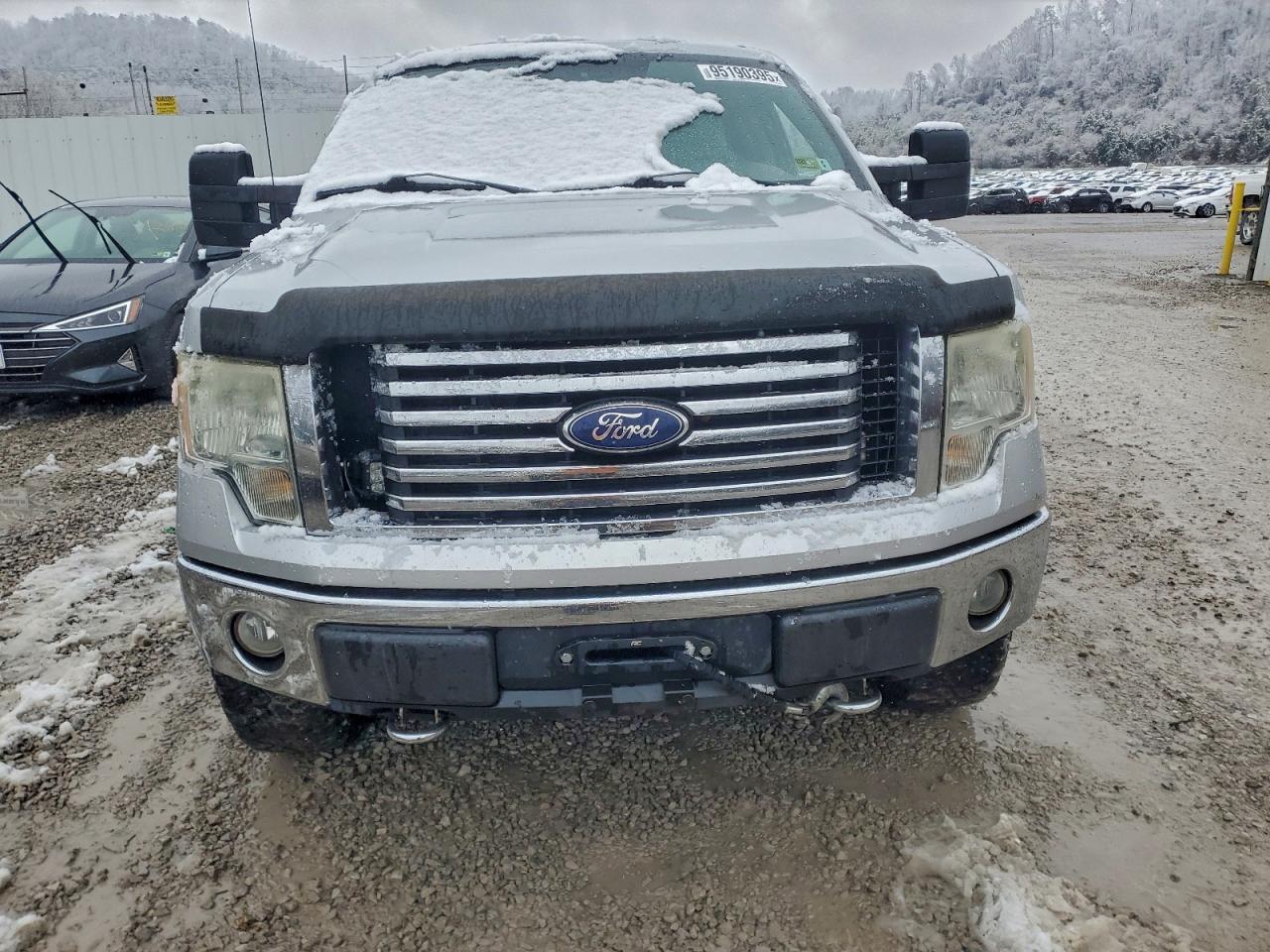 Ford F-150 Supercrew Image 7