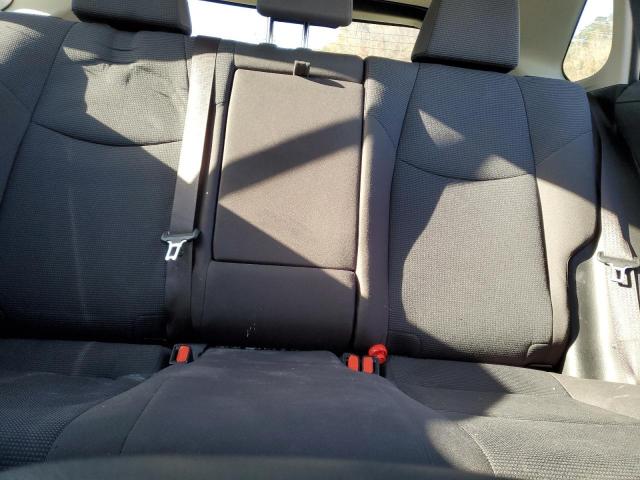 Toyota RAV4 Le Image 12