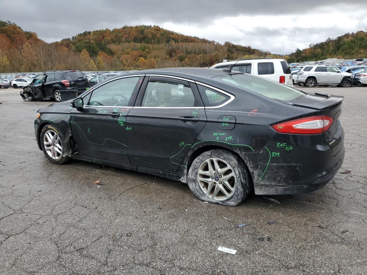 Ford Fusion Se Image 8