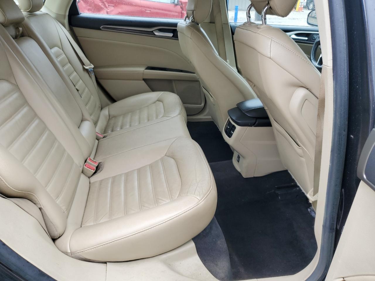 Ford Fusion Se Image 5