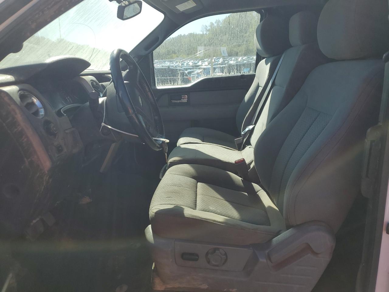 Ford F-150 Super Cab Image 8