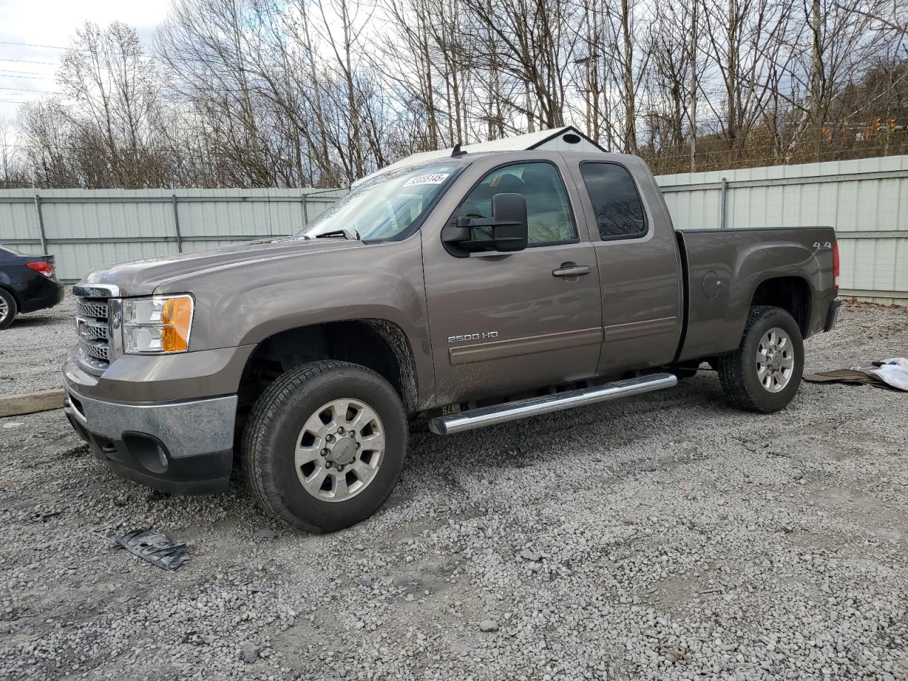 GMC Sierra K2500 Slt Image 1