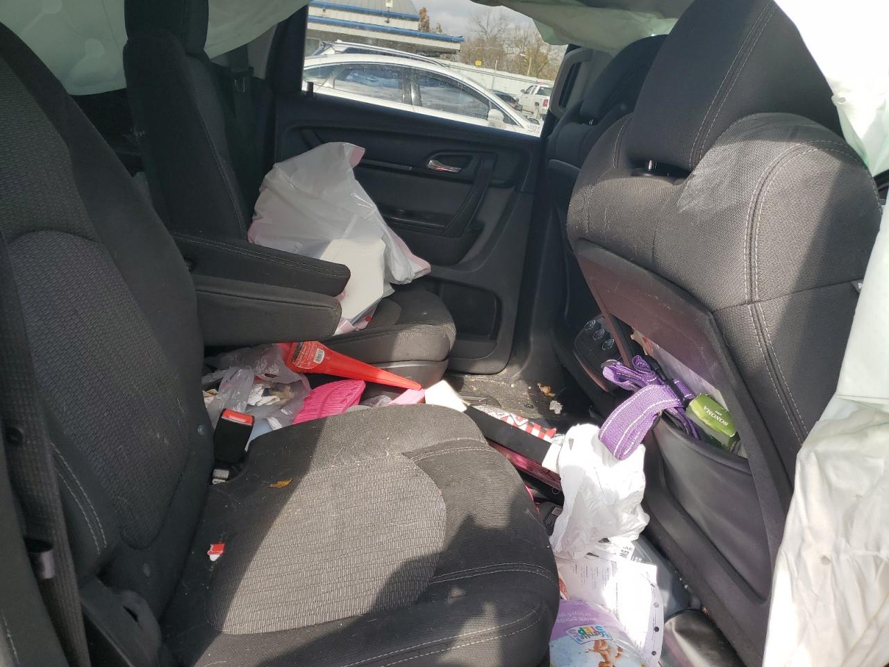 Chevrolet Traverse Lt Image 11