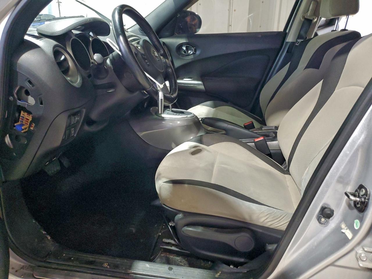 Nissan JUKE S Image 8