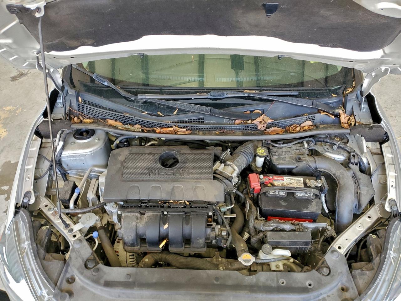 Nissan Sentra S Image 10