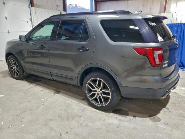 Ford Explorer Sport Image 2