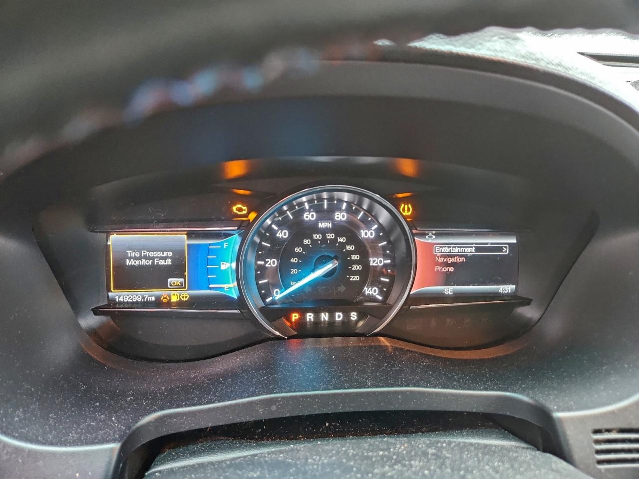 Ford Explorer Sport Image 12