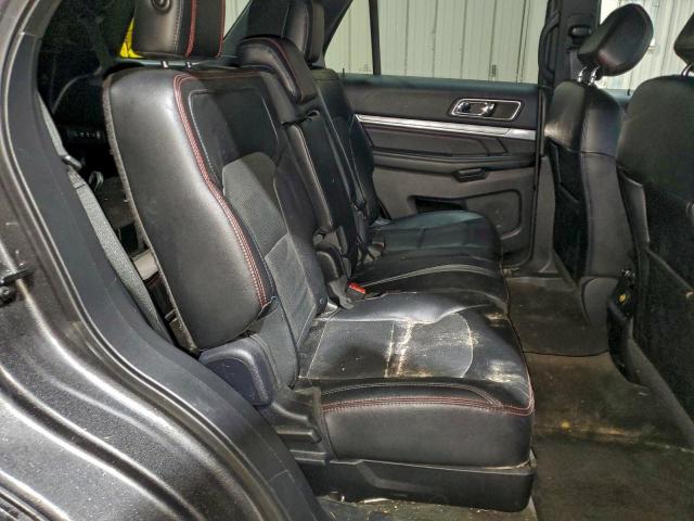 Ford Explorer Sport Image 11