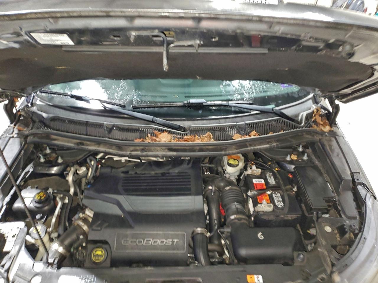 Ford Explorer Sport Image 10