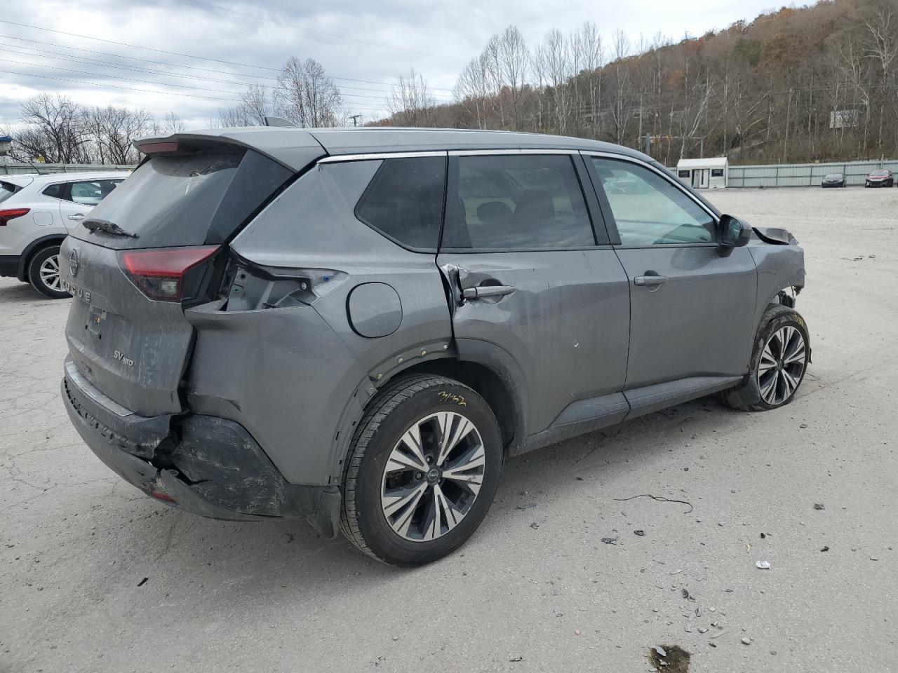 Nissan Rogue Sv Image 2