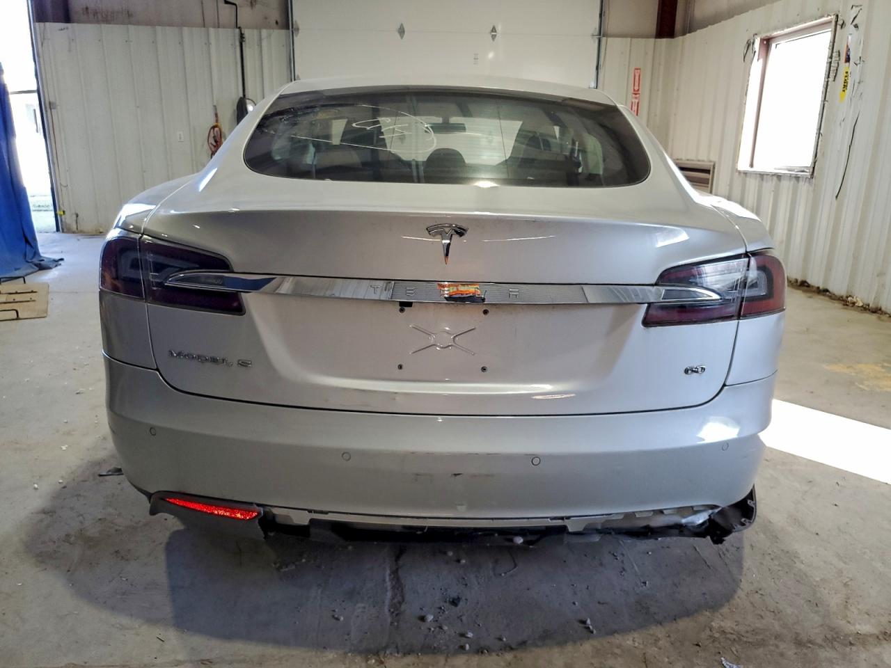 Tesla Model S Image 10