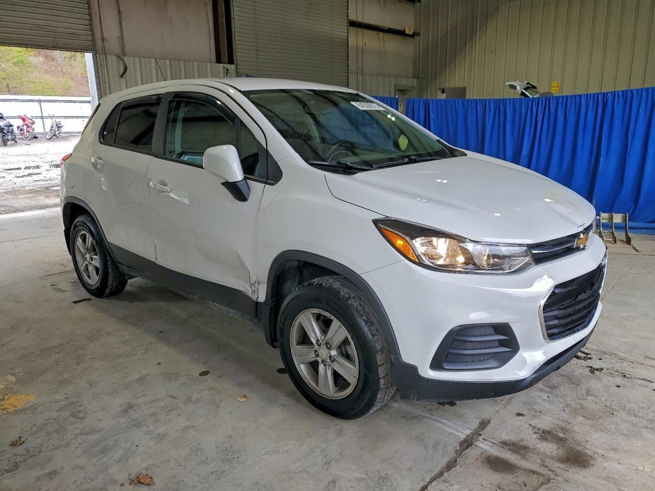 Chevrolet Trax Ls Image 5