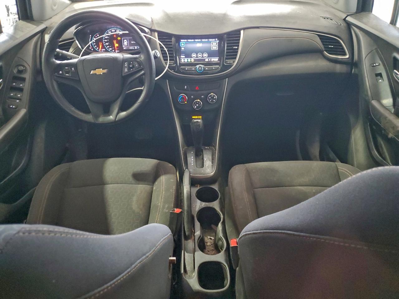 Chevrolet Trax Ls Image 8