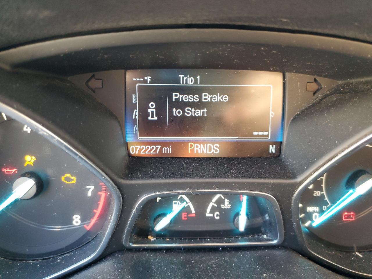 Ford Escape Titanium Image 12