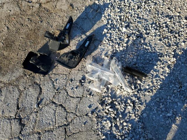 Ford Escape Titanium Image 11