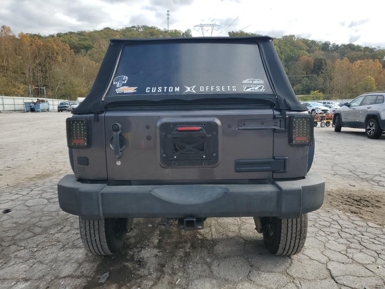 Jeep Wrangler Sport Image 9