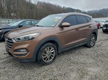  Salvage Hyundai TUCSON