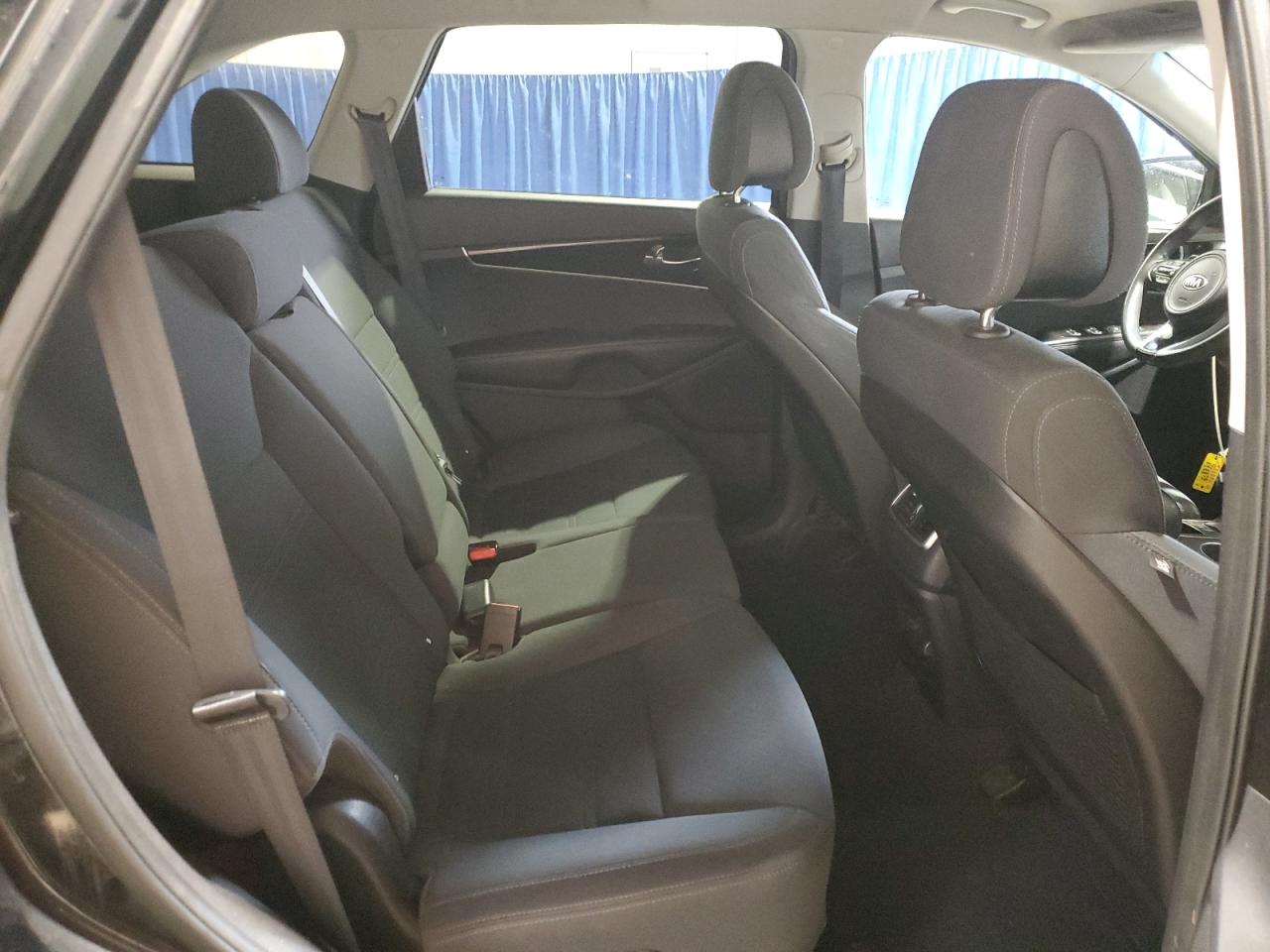 Kia Sorento Lx Image 13