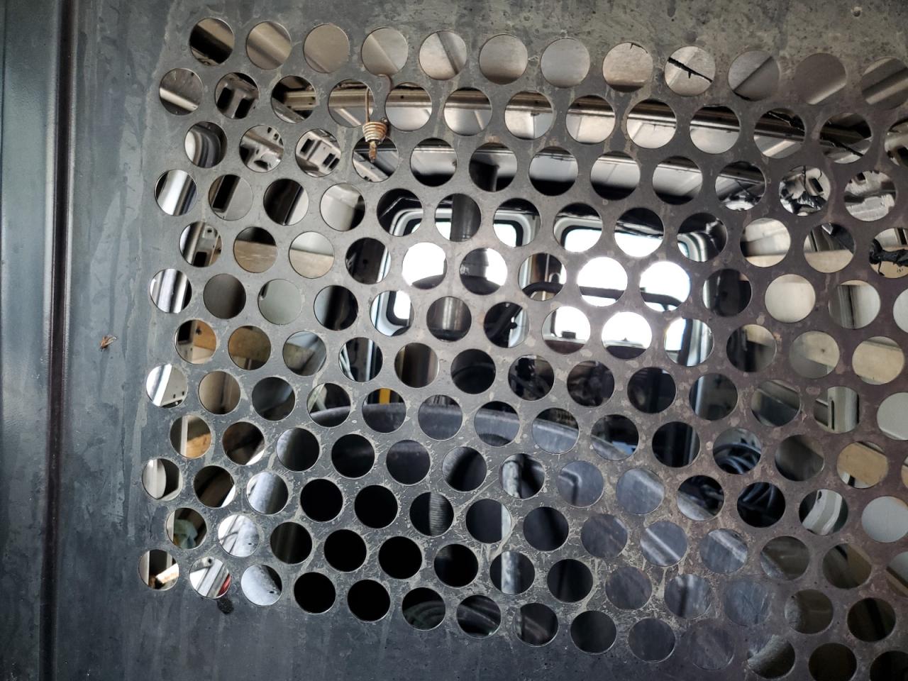 Chevrolet Express Image 4