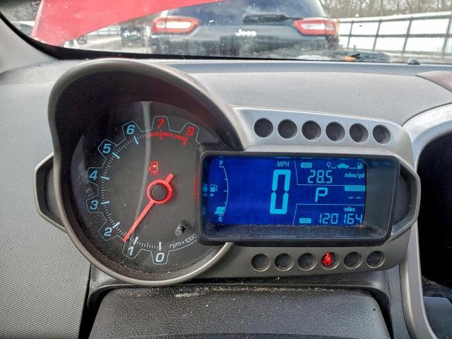 Chevrolet Sonic Lt Image 5