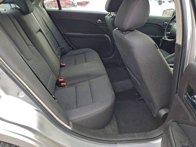 Ford Fusion Se Image 8