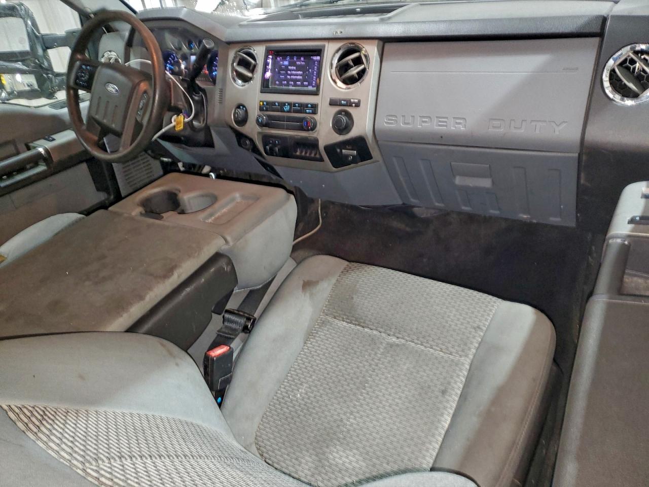 Ford F-250 Super Duty Image 9