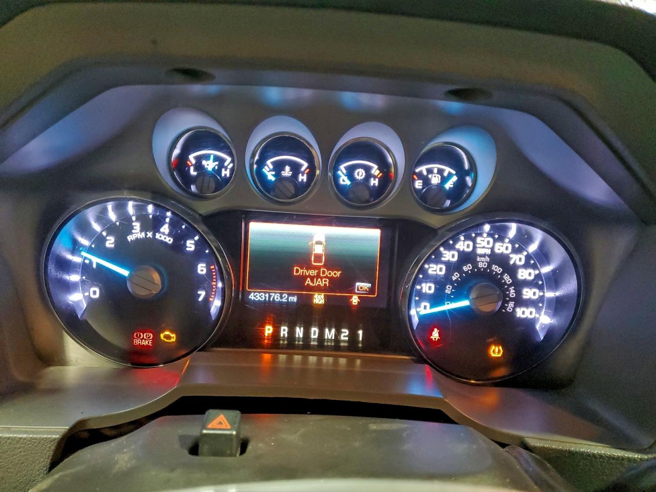 Ford F-250 Super Duty Image 8