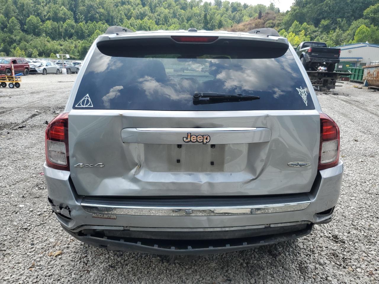 Jeep Compass Latitude Image 13